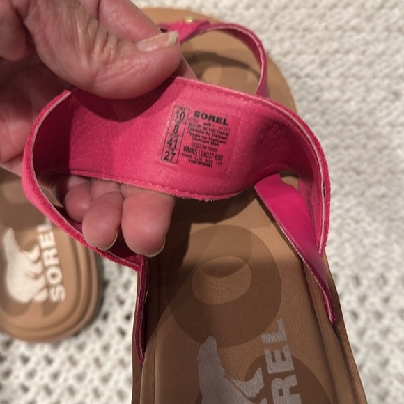 Sorel Women's Pink Sandals Size 10 - Picture 7 of 7
